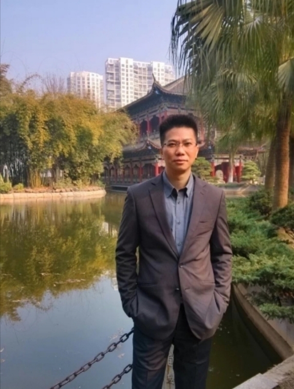 chen的第二张照片--菏泽相亲服务中心