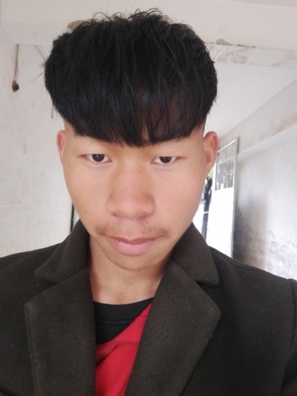 少年不在少的第一张照片--菏泽相亲服务中心