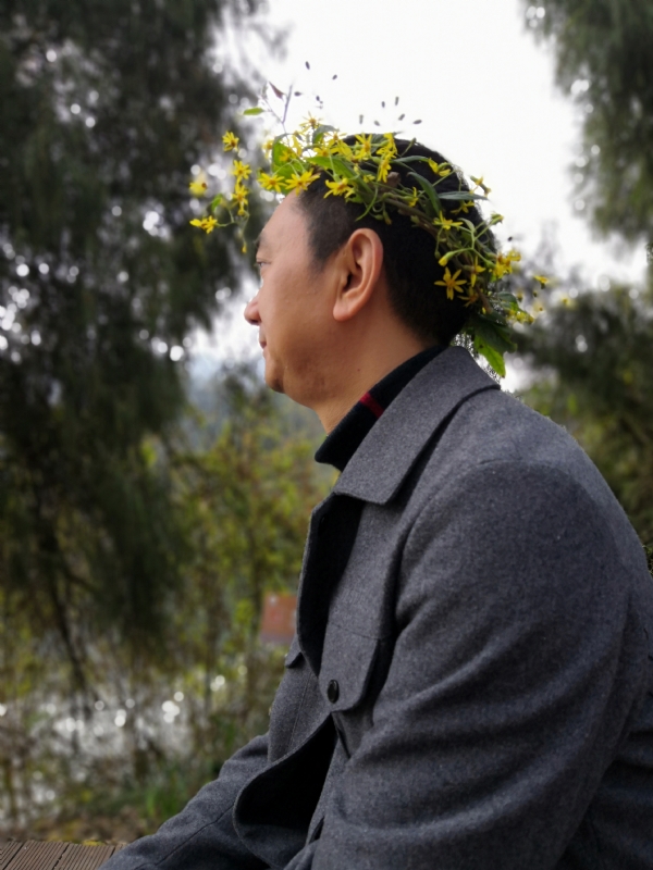小白杨的第一张照片--菏泽相亲服务中心