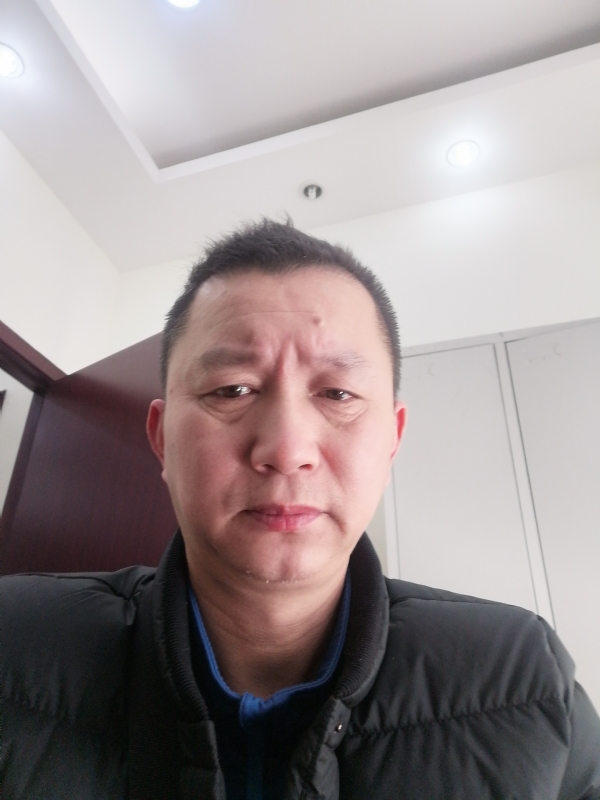 相视而笑的第一张照片--菏泽相亲服务中心
