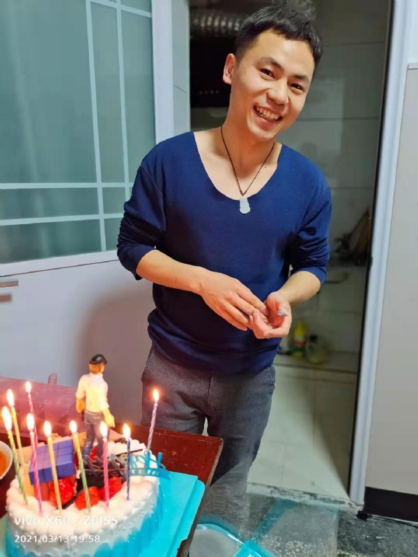 找结婚对象的第一张照片--菏泽相亲服务中心