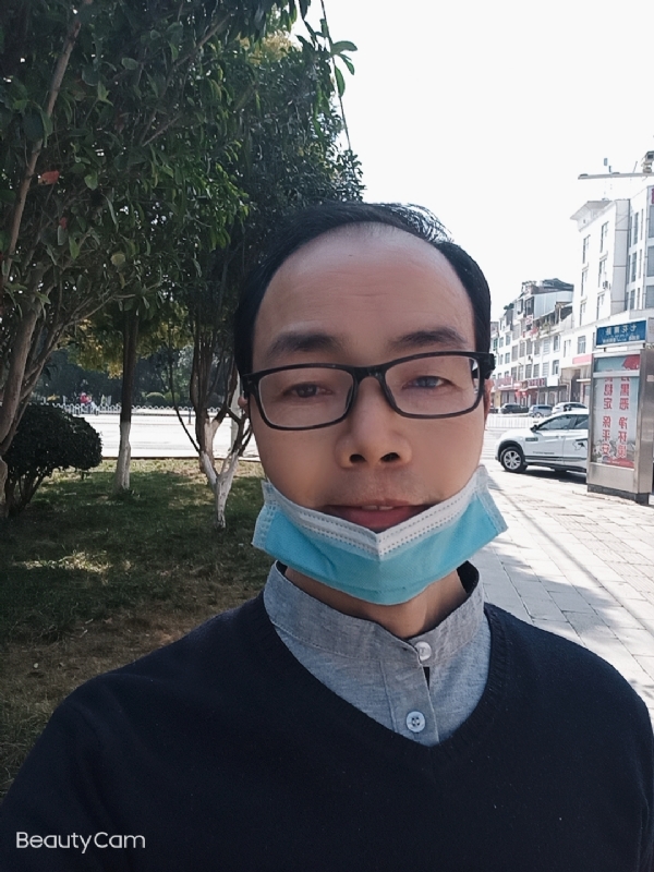 开心生活的第一张照片--菏泽相亲服务中心