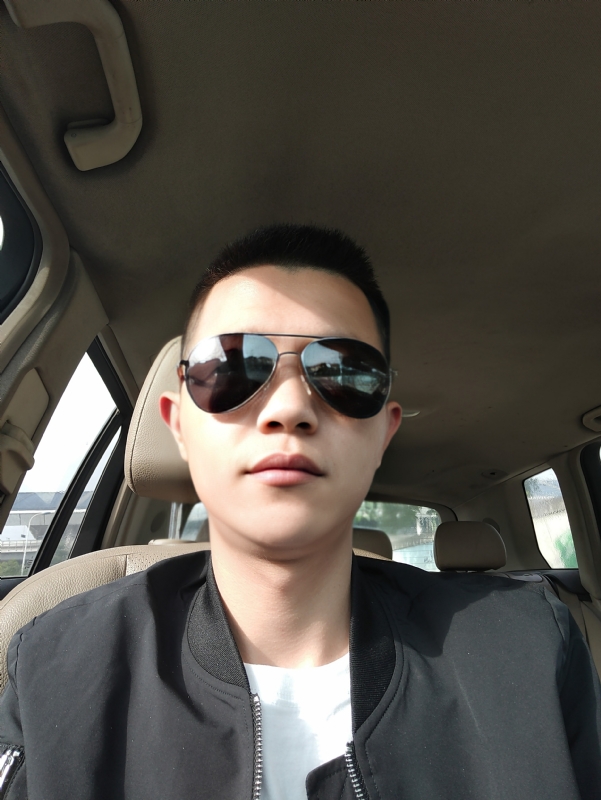 葛先生的第二张照片--菏泽相亲服务中心
