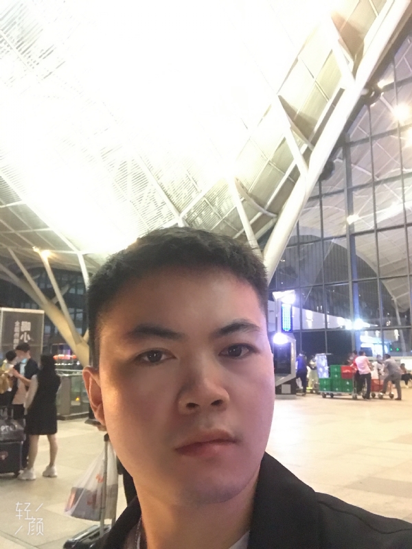 骑马的快乐的第一张照片--菏泽相亲服务中心