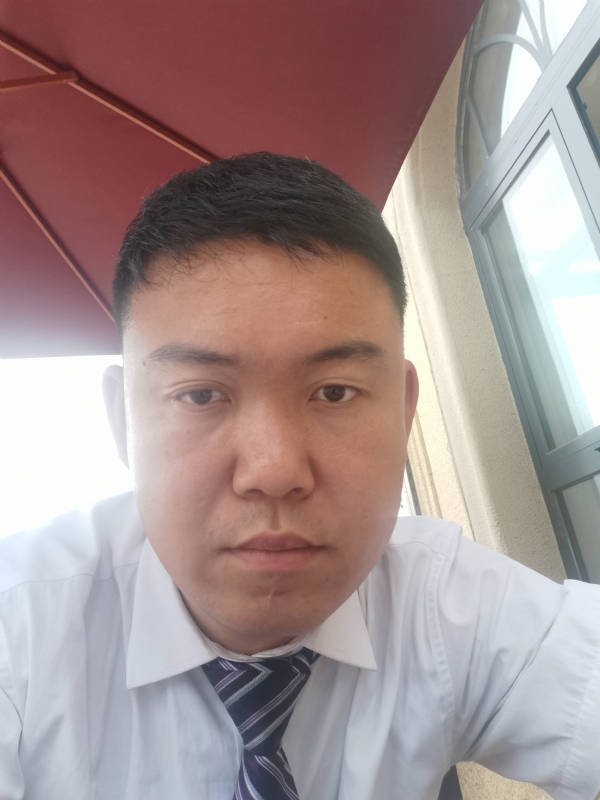 小龙哥的第一张照片--菏泽相亲服务中心