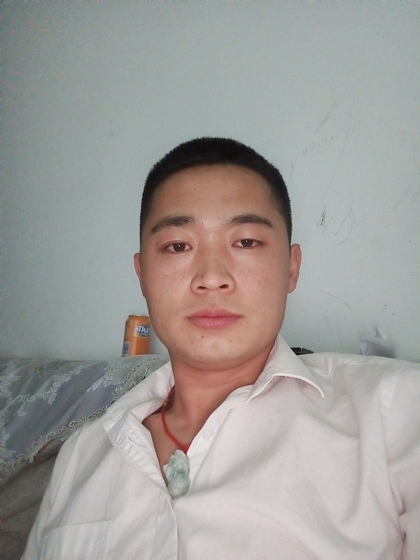 也许太年轻的第一张照片--菏泽相亲服务中心