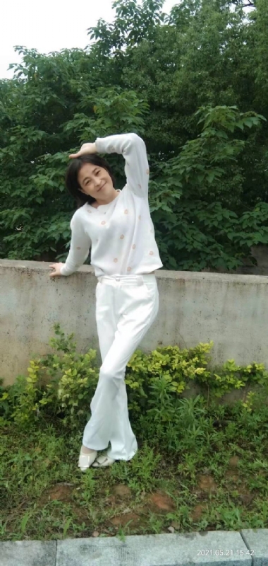 九妹的第四张照片--菏泽相亲服务中心