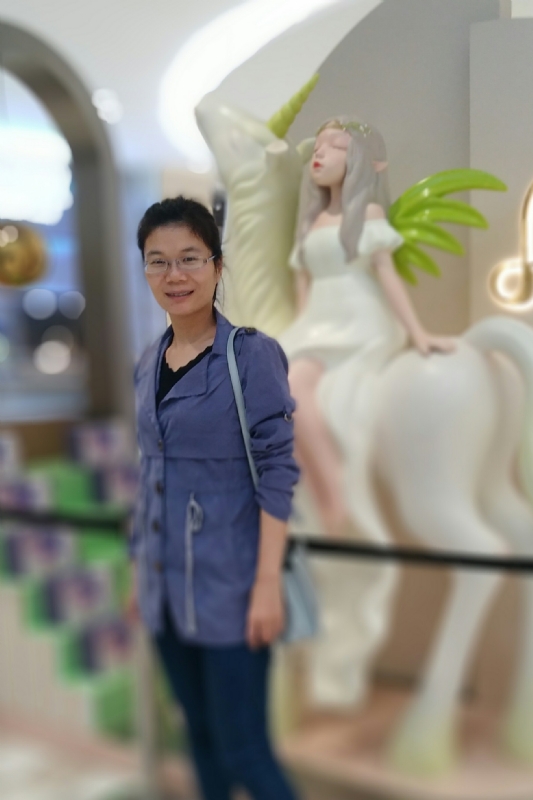 霞的第一张照片--菏泽相亲服务中心