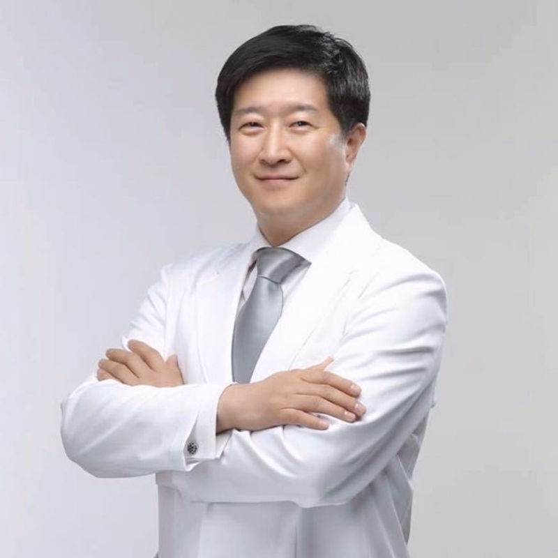 王伟的第一张照片--菏泽相亲服务中心