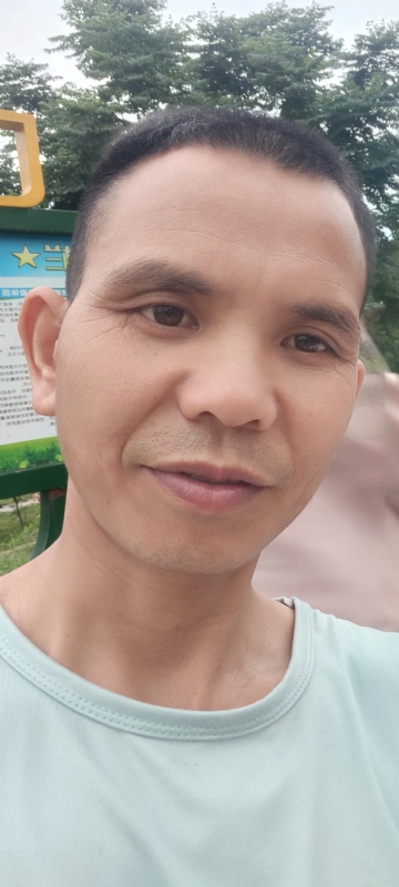 找个相爱的人结婚的第一张照片--菏泽相亲服务中心