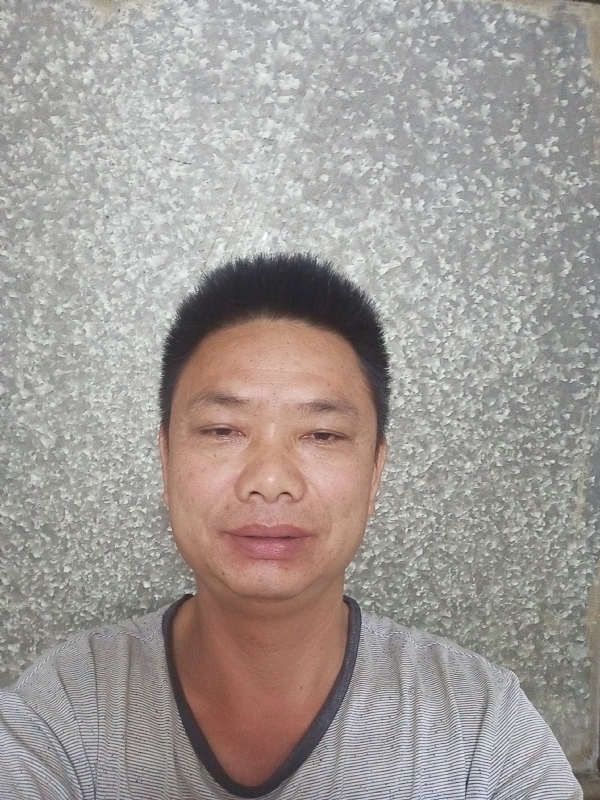 白茫茫的第一张照片--菏泽相亲服务中心
