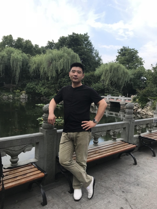 未来可期的第一张照片--菏泽相亲服务中心