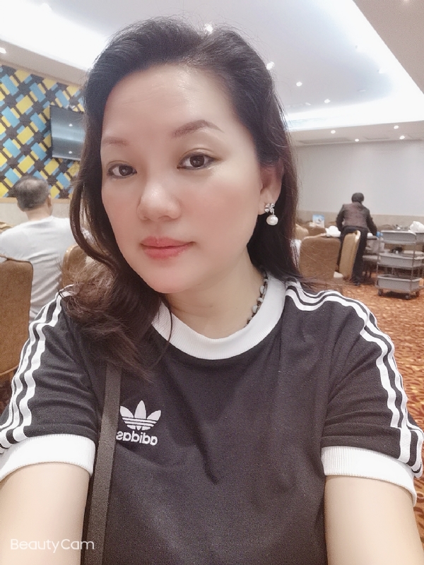 Amy的第一张照片--菏泽相亲服务中心