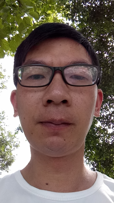 奋斗的第一张照片--菏泽相亲服务中心