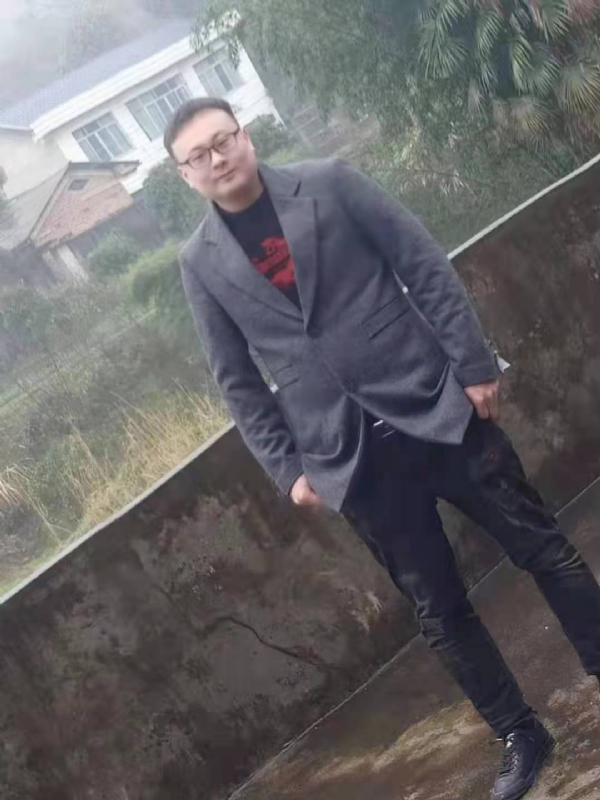 冰城的第二张照片--菏泽相亲服务中心