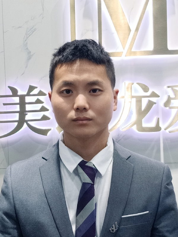 武路的第一张照片--菏泽相亲服务中心