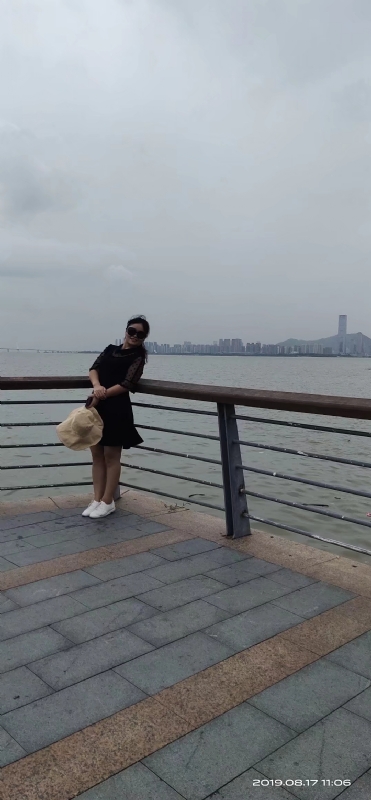 清秋的第一张照片--菏泽相亲服务中心