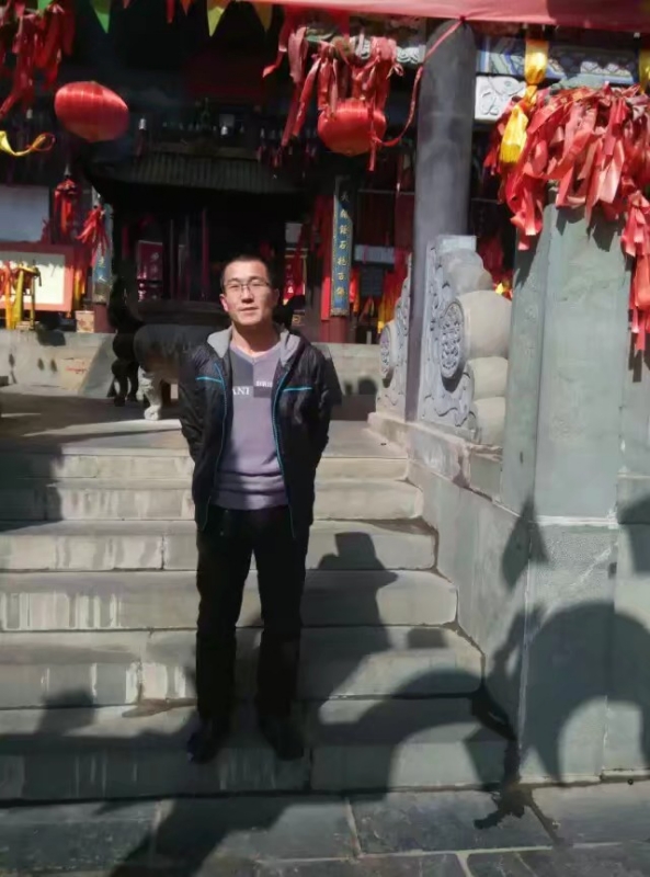 淡然的第一张照片--菏泽相亲服务中心