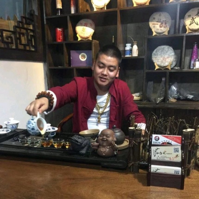 请叫我金爷的第一张照片--菏泽相亲服务中心