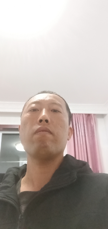 月上云端的第一张照片--菏泽相亲服务中心