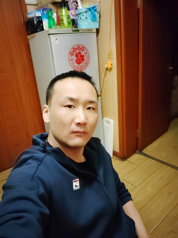 子昂的第一张照片--菏泽相亲服务中心