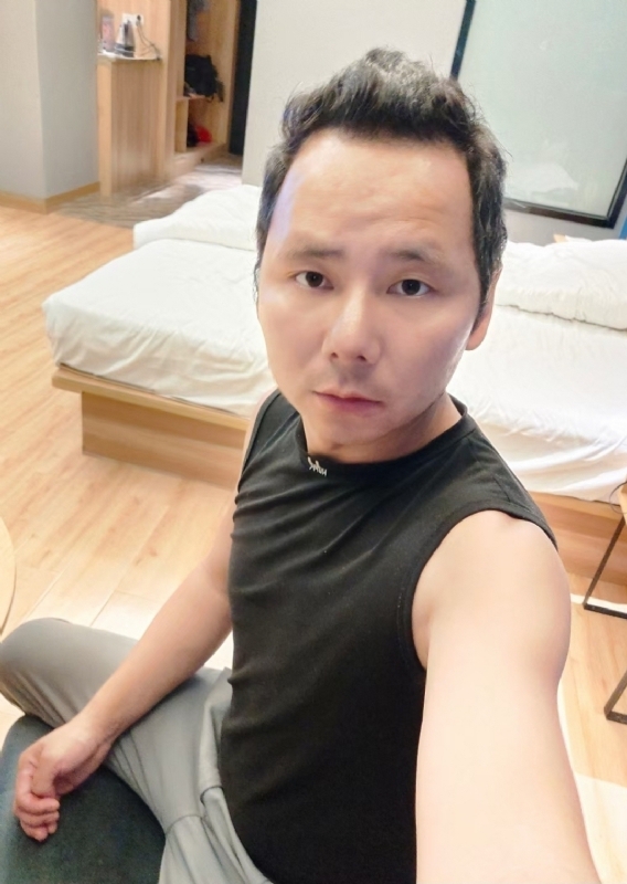 爱远的要命的第一张照片--菏泽相亲服务中心
