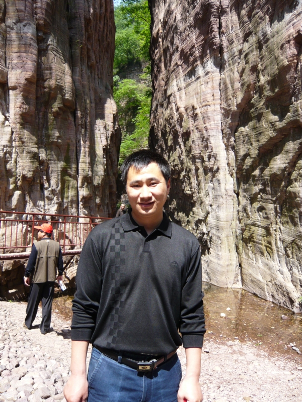 阳光幸福快乐的第三张照片--菏泽相亲服务中心