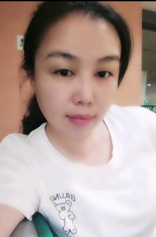 淡淡的云的第一张照片--菏泽相亲服务中心