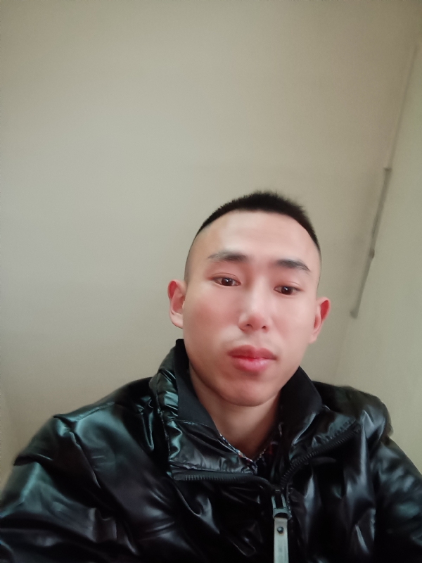 阿浩的第一张照片--菏泽相亲服务中心
