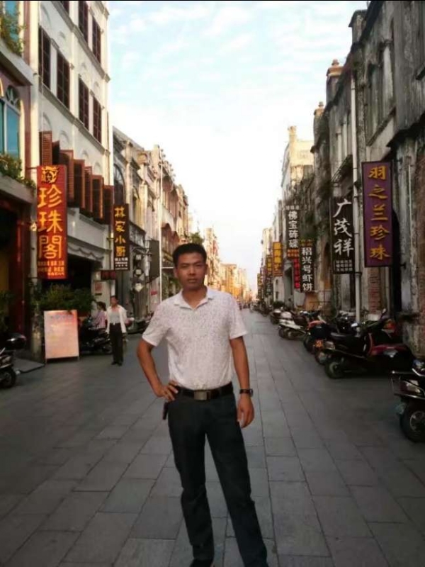 爱生活爱健康的第一张照片--菏泽相亲服务中心