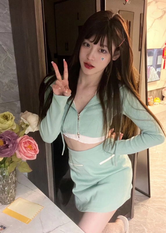 丹Dan的第一张照片--菏泽相亲服务中心