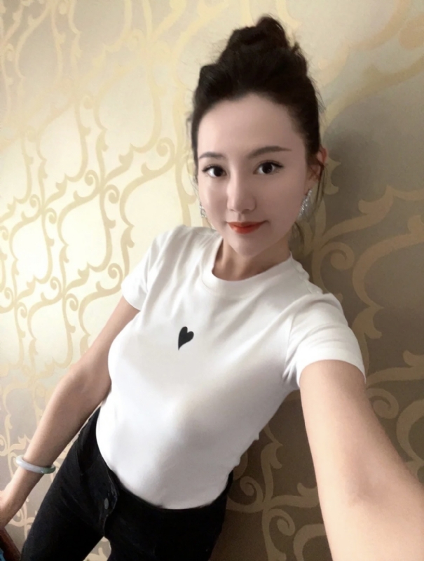 雨熙的第一张照片--菏泽相亲服务中心
