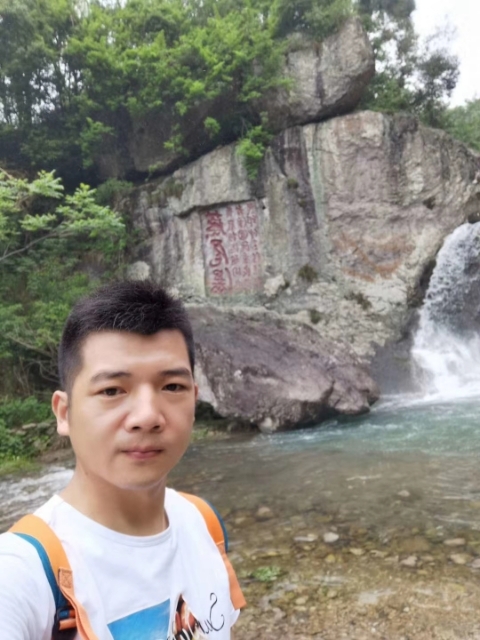 愿得一人心的第一张照片--菏泽相亲服务中心