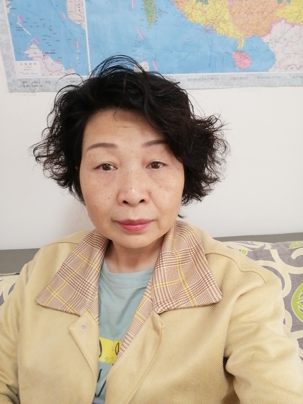香水百合的第一张照片--菏泽相亲服务中心