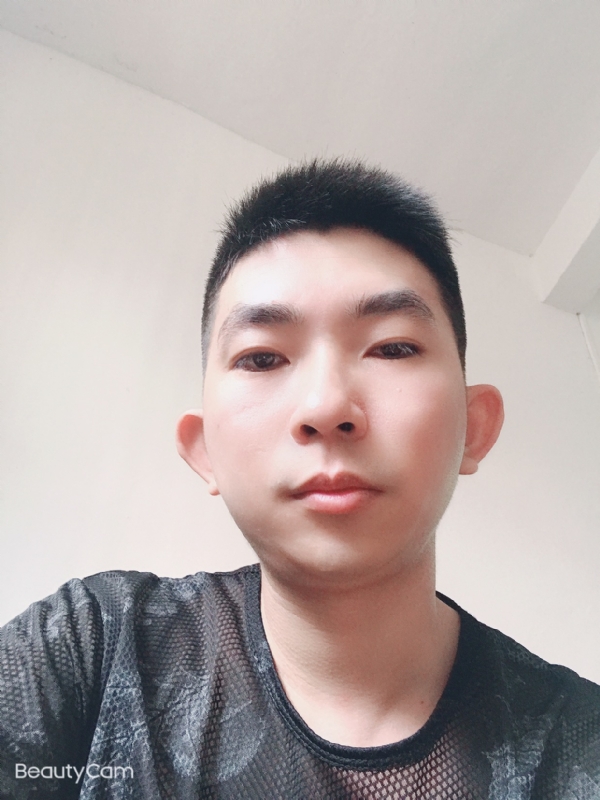 诚恳的第一张照片--菏泽相亲服务中心