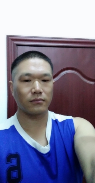 会飞的鱼的第一张照片--菏泽相亲服务中心