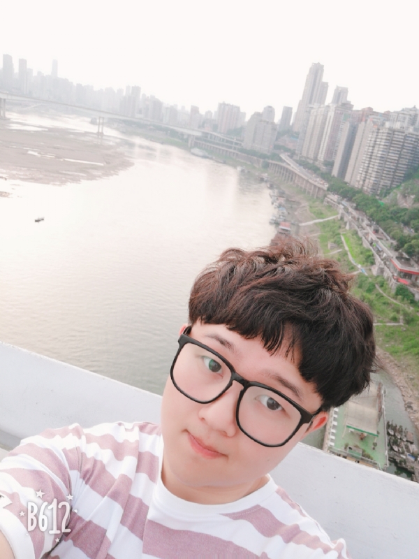 白夜行中人的第一张照片--菏泽相亲服务中心