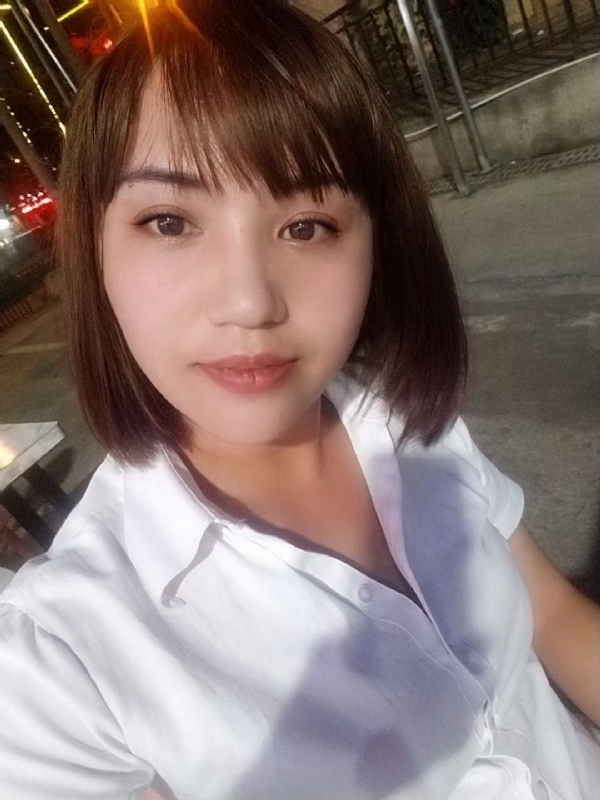 CC的第二张照片--菏泽相亲服务中心