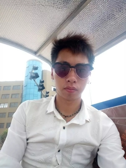 寻缘的第一张照片--菏泽相亲服务中心