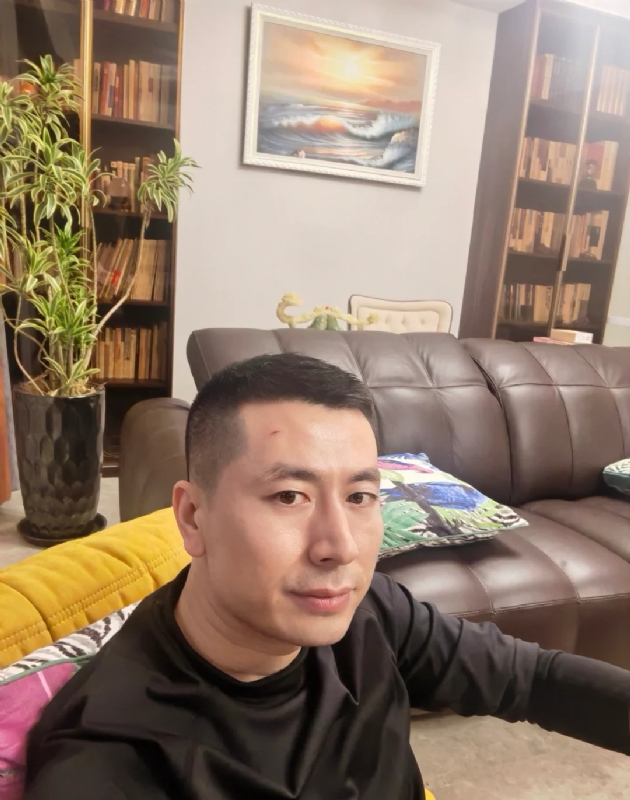 Gs的第二张照片--菏泽相亲服务中心