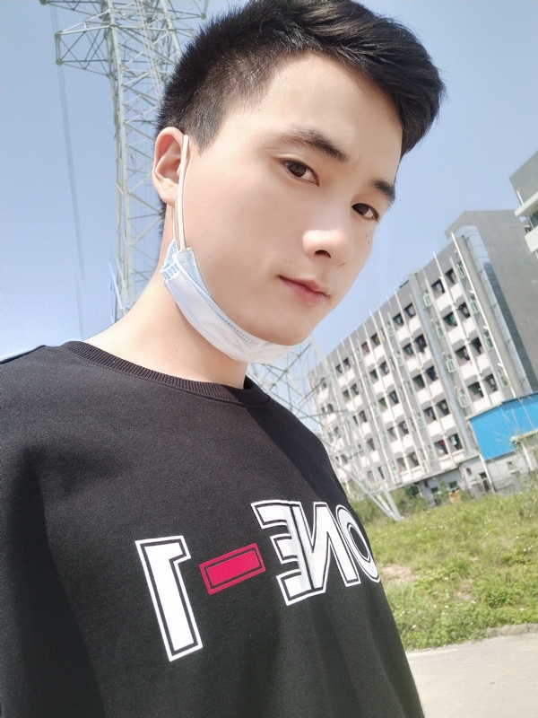 何凡的第一张照片--菏泽相亲服务中心