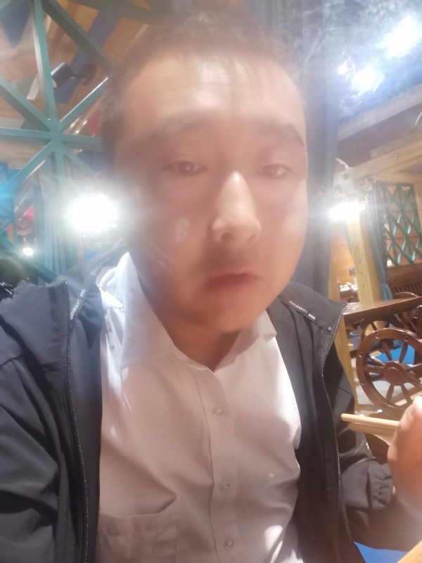 赵辉的第三张照片--菏泽相亲服务中心