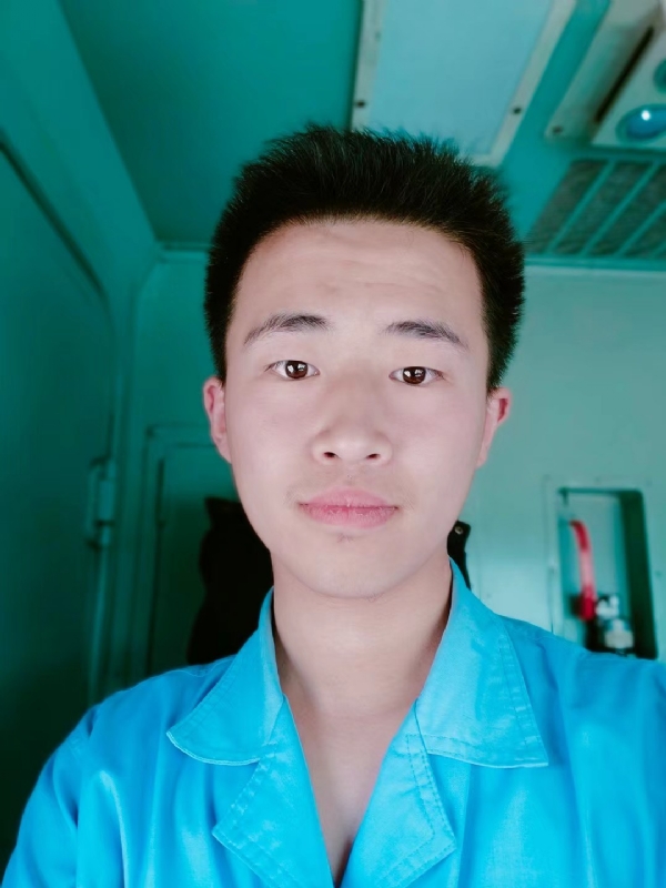 生而为人的第一张照片--菏泽相亲服务中心