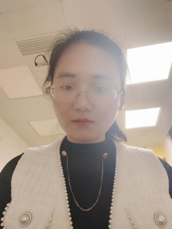 闲敲棋子的第一张照片--菏泽相亲服务中心