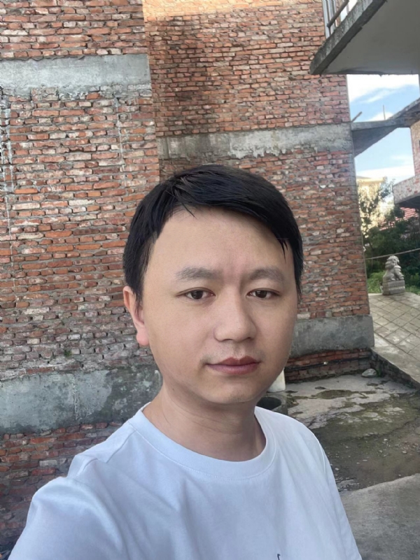 行人的第一张照片--菏泽相亲服务中心