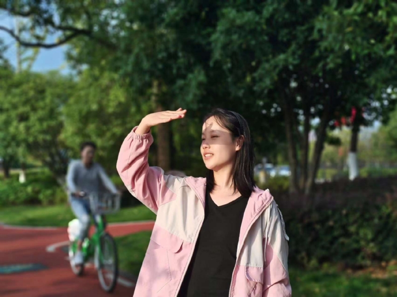 达拉崩吧的第一张照片--菏泽相亲服务中心