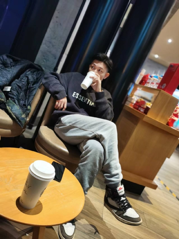 LAZY的第一张照片--菏泽相亲服务中心