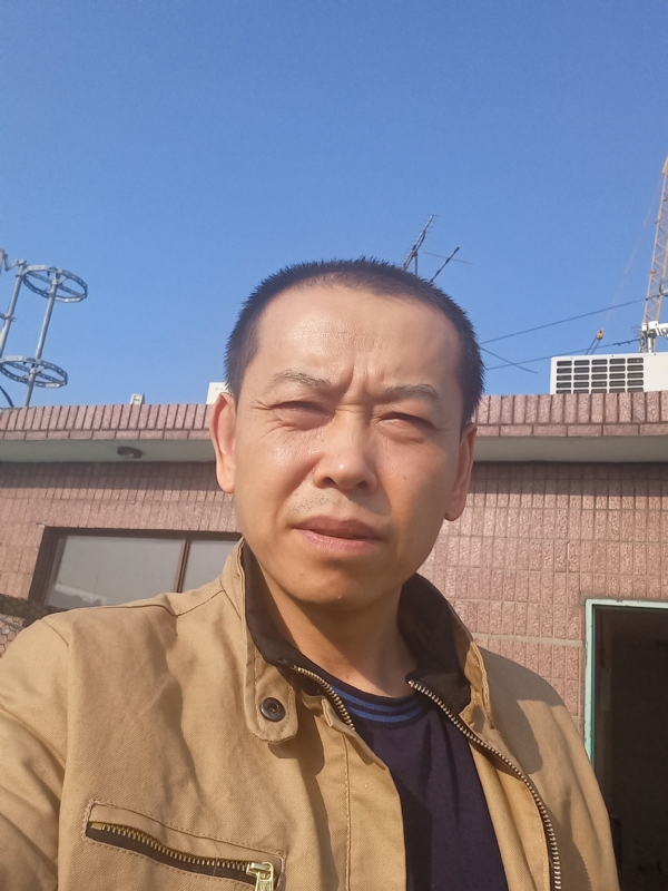 红尘逐浪的第一张照片--菏泽相亲服务中心