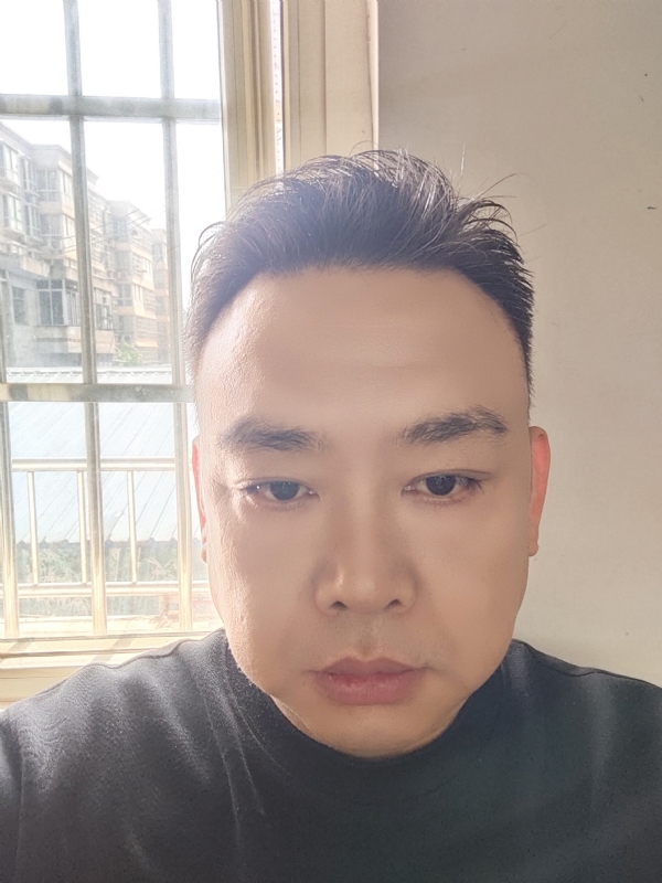 爱人先爱己的第一张照片--菏泽相亲服务中心