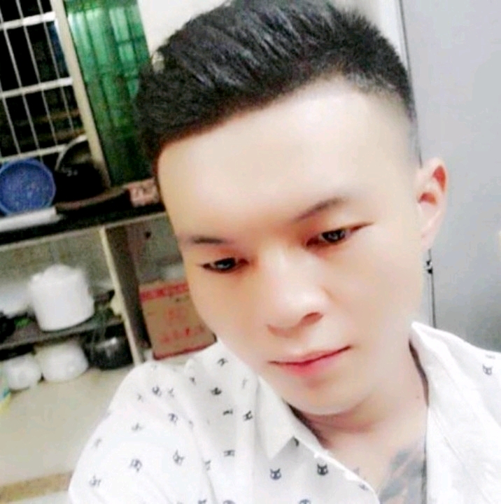 子龙的第一张照片--菏泽相亲服务中心